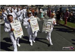 2022 08 défilé lourds Saint Louis