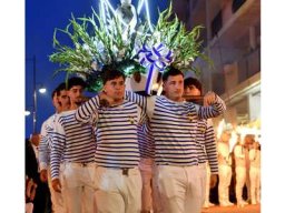 2026-07 Procession aux flambeaux Saint Pierre