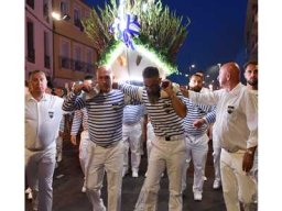 2026-07 Procession aux flambeaux Saint Pierre