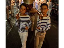 2026-07 Procession aux flambeaux Saint Pierre
